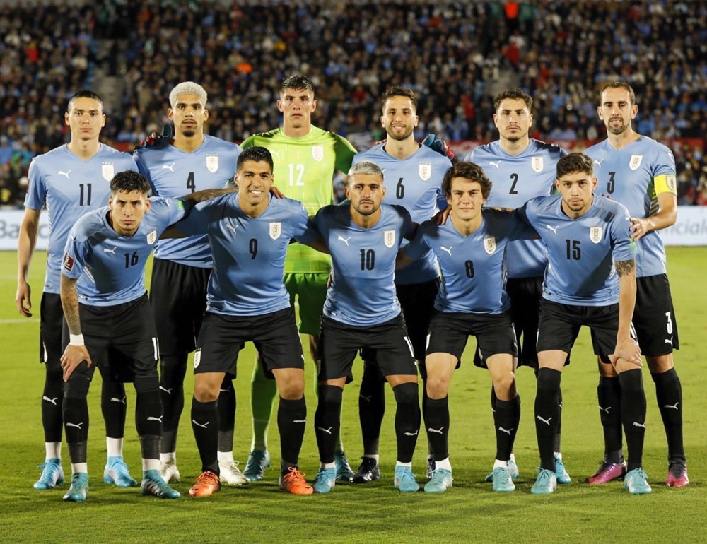 Đội hình mới của các cầu thủ Uruguay chào sân